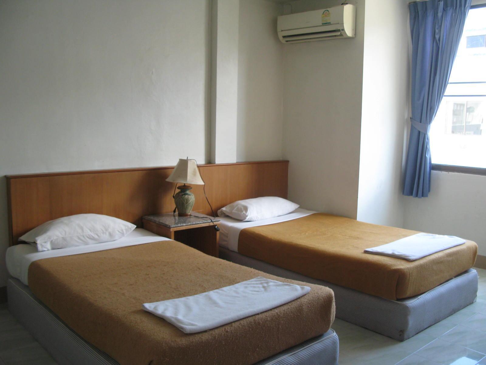 Chongko Guesthouse Patong Exterior photo